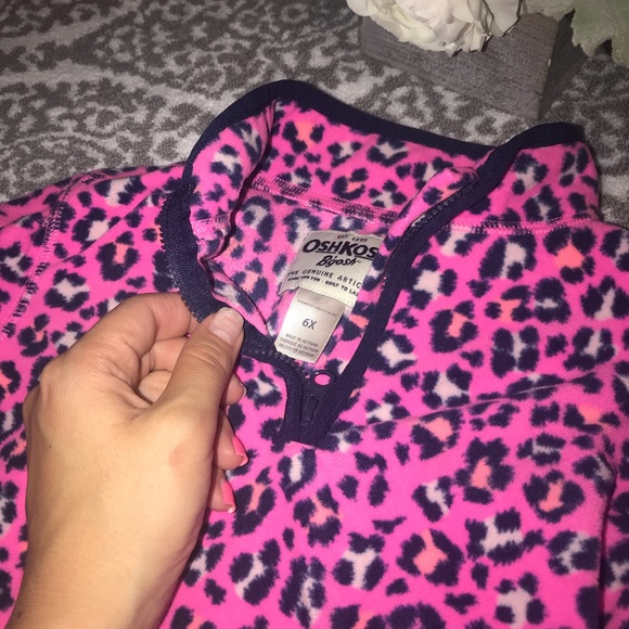 💗Girls tops(3 for $14) - Picture 5 of 5